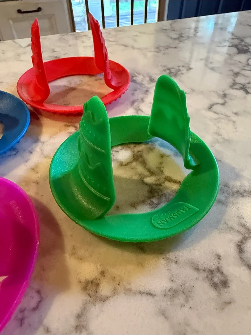 Colorful Plastic Taco Holders- Red, Blue, Green, Pink